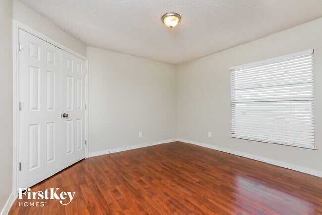 Building Photo - 4036 Waltham Forest Dr