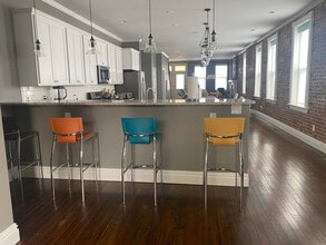 Building Photo - 3429 Missouri Ave