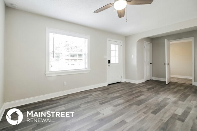 Foto del edificio - 3977 Kingsport Dr