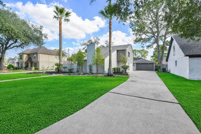 Foto del edificio - 5115 Green Springs Dr