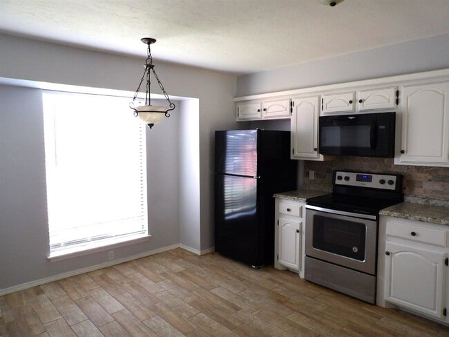 Foto del edificio - 4831 SE Brown St