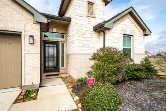 Building Photo - 14231 Angelina Dr