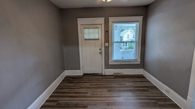Foto del edificio - 636-638 Fern St