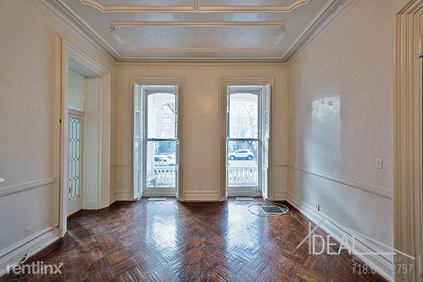 Foto del edificio - 457 Clinton Ave