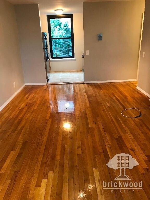 Foto del edificio - 2225 Ditmas Ave