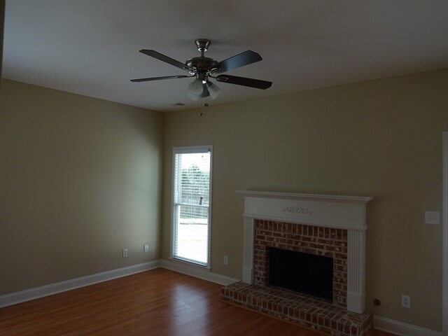 Foto del edificio - 1367 Red Hill Rd