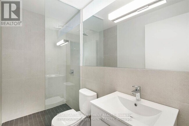 Photo du bâtiment - 14B Chapleau Ave