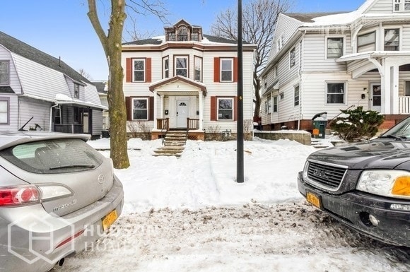 Primary Photo - 2 Burke Terrace