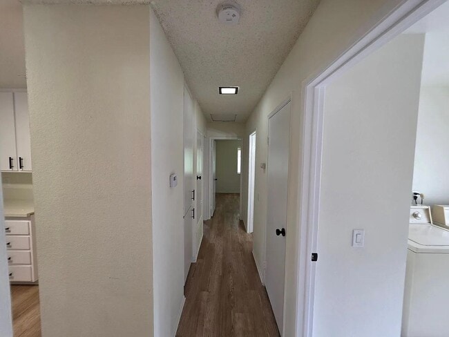 Building Photo - 26257 Hillsford Pl
