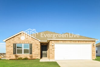 Building Photo - 1002 W Lawton Rd