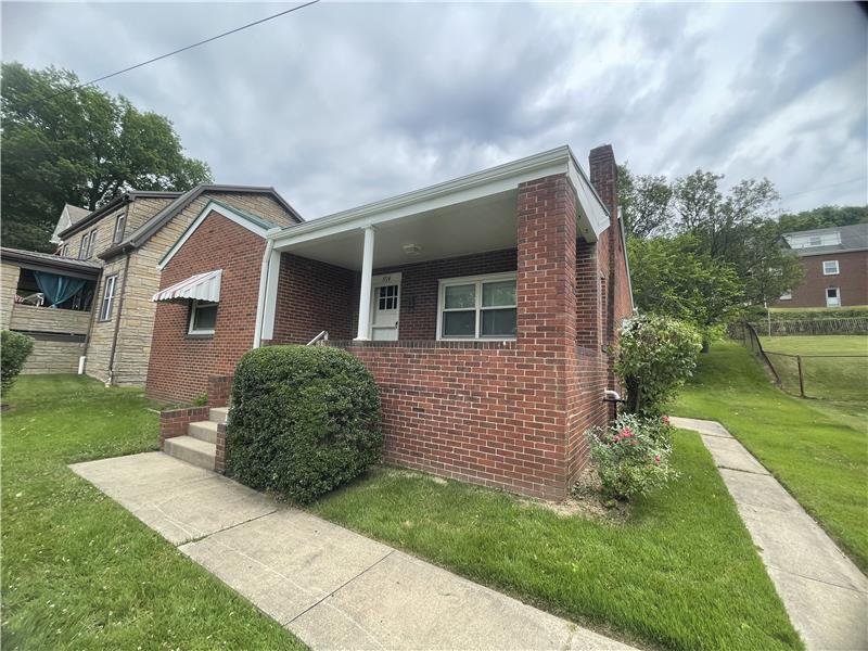 1124 Pleasant Ave, Wellsburg, WV 26070 House Rental in Wellsburg, WV