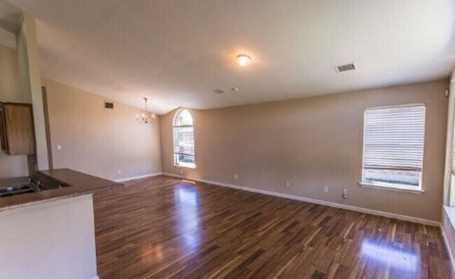 Building Photo - 3Bd/2Ba in Temple TX
