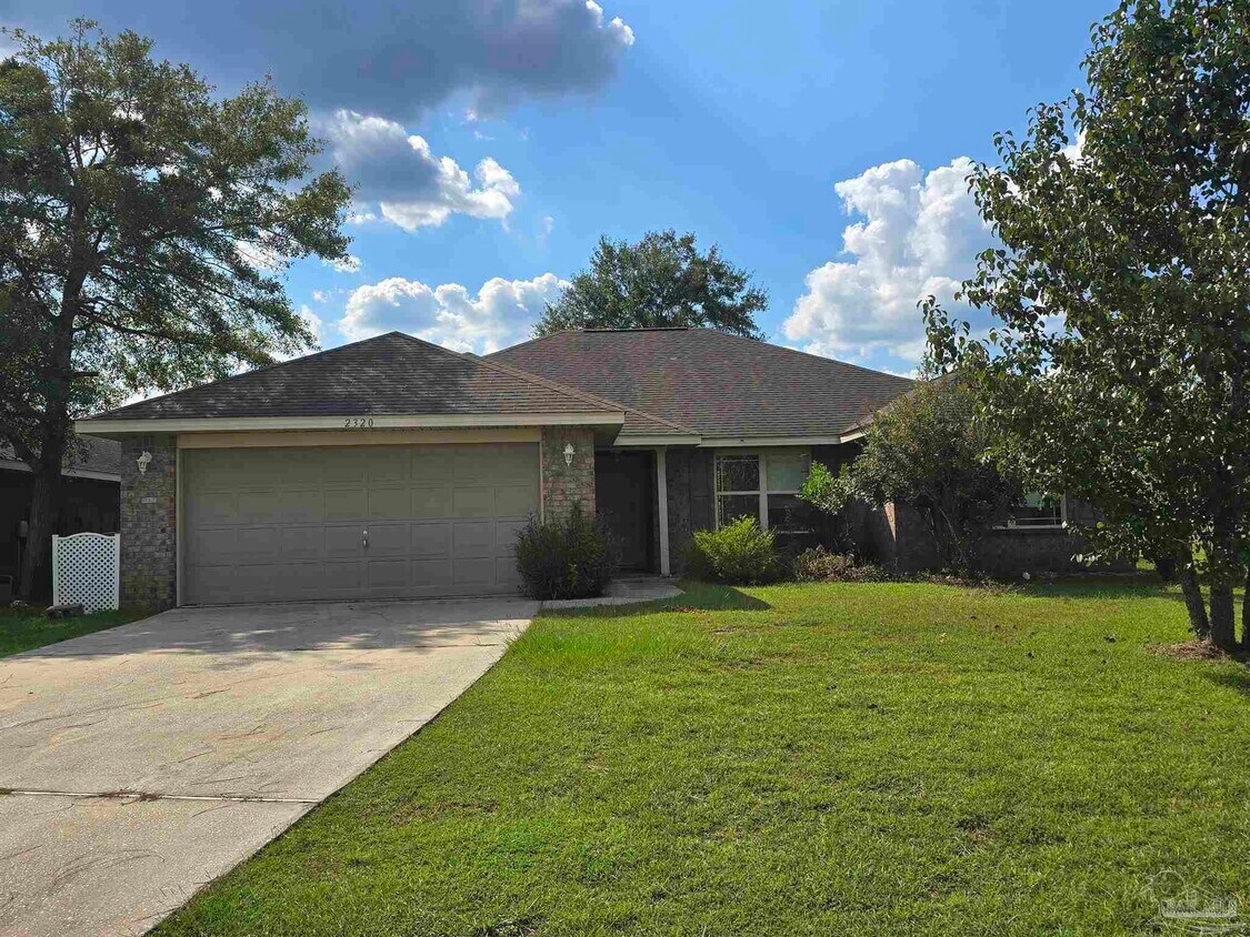 Foto principal - 2320 Badger Cir