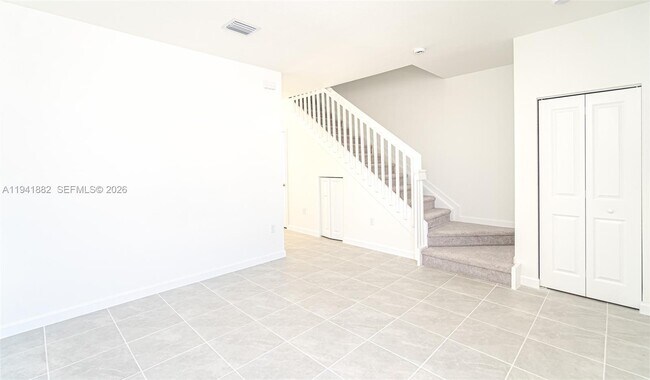 Foto del edificio - 2646 SE 27th Dr