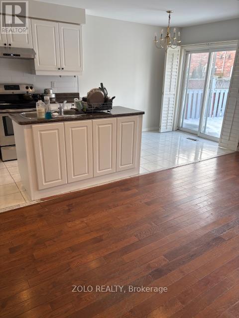 Building Photo - 599 Rossellini Dr