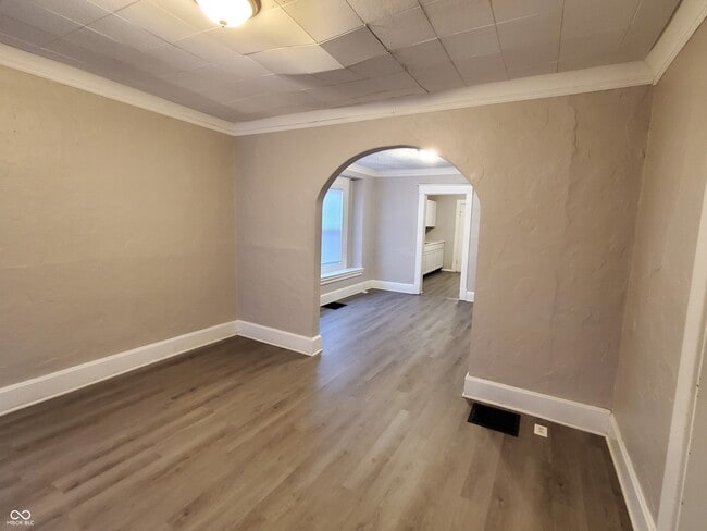 Building Photo - 350 S Oxford St