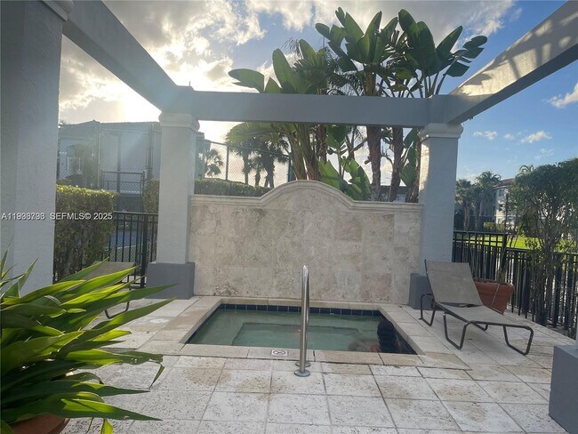 Foto del edificio - 9610 NW 2nd St