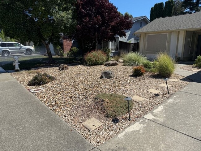 Building Photo - Modern 4 Bedroom One Story *Vacaville