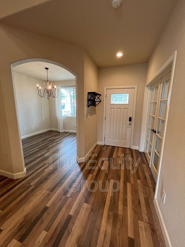 Foto del edificio - 2287 W Wall Ct