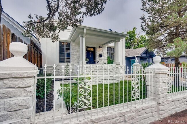 Exterior - 618 Inca St