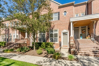 Building Photo - 695 River Park Village Blvd