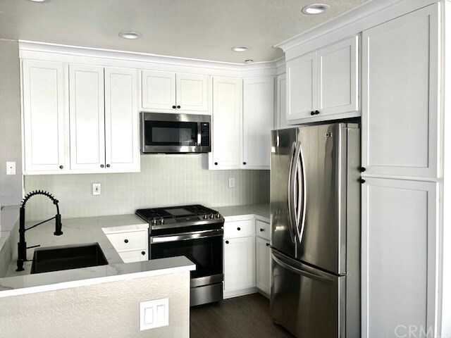 Foto principal - 3410 E Lambeth Ct