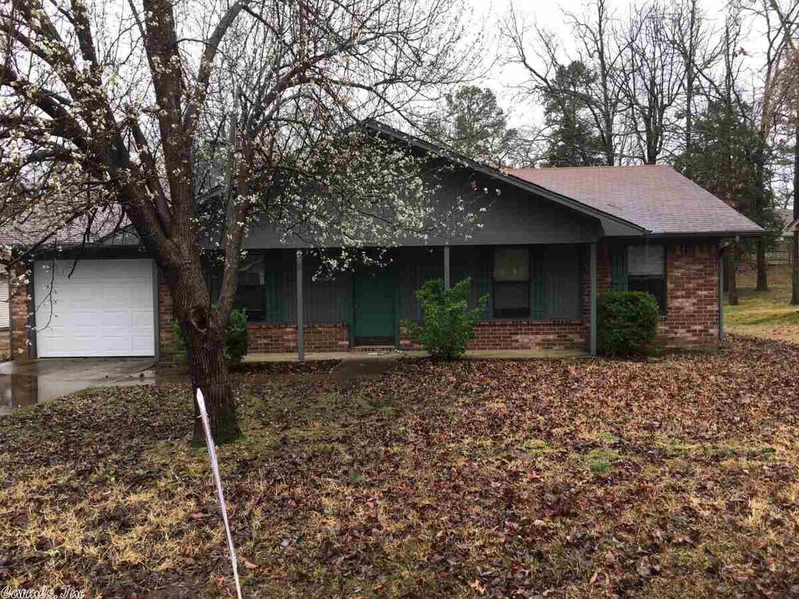 19 Oak Forest Dr, Maumelle, AR 72113 House Rental in Maumelle, AR