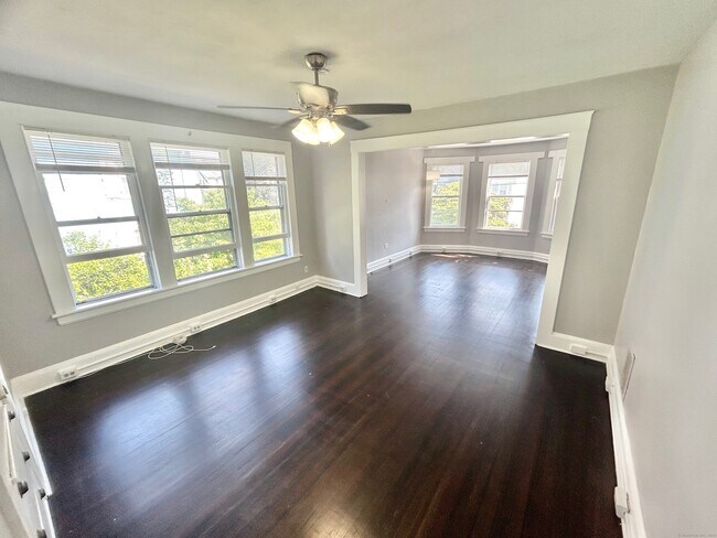Building Photo - 57 Morehouse St