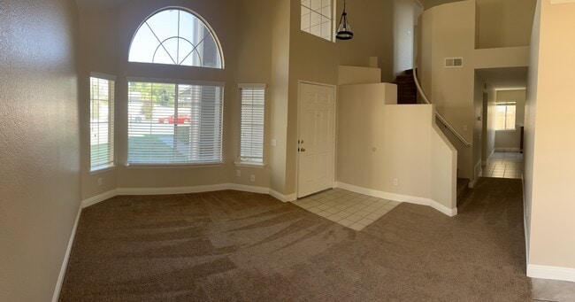 Building Photo - 39948 Osprey Rd