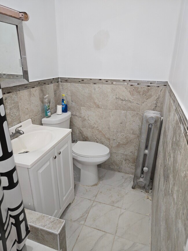 Foto del edificio - 2519 Curtis St
