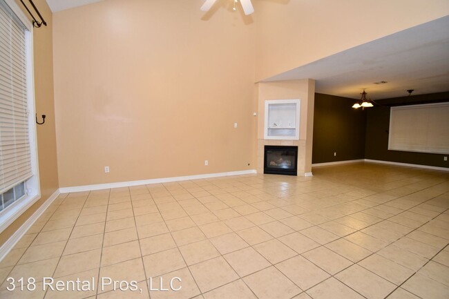 Foto del edificio - 3 br, 2 bath House - 2222 Arabella St.