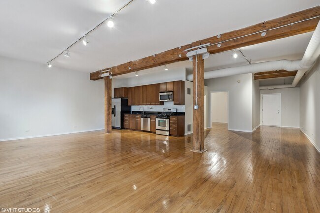 Building Photo - 515 N Noble St