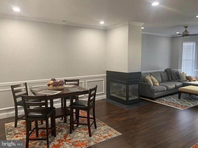 Foto del edificio - 6702 Riverfront Dr