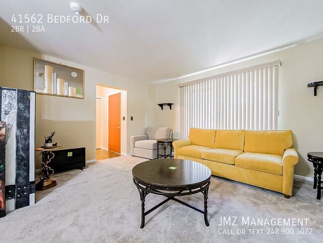 Building Photo - Welcome to this charming 2-bedroom, 1.5-ba...
