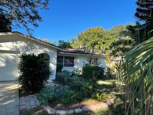 Building Photo - 1740 Opal Ln