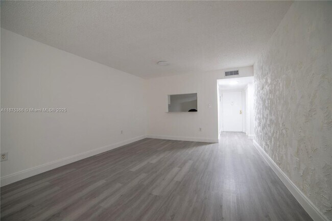 Building Photo - 4334 NW 9th Ave