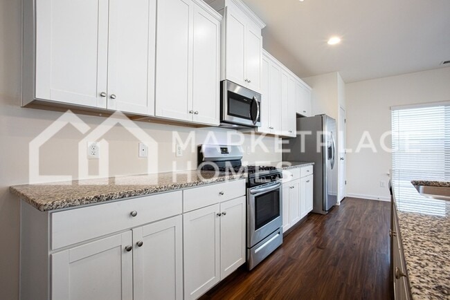 Building Photo - 187 Byron Ln
