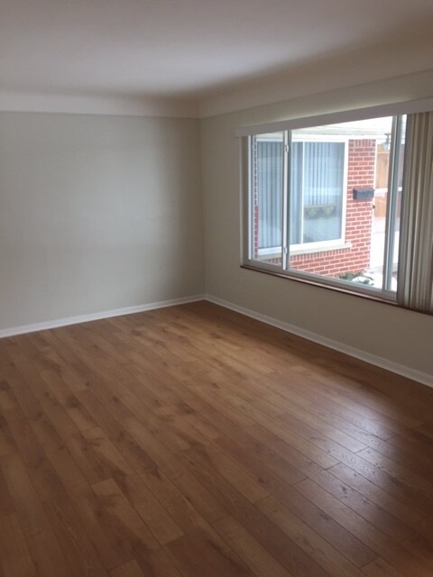 Sala de estar - Royal Oak Crossings at Main