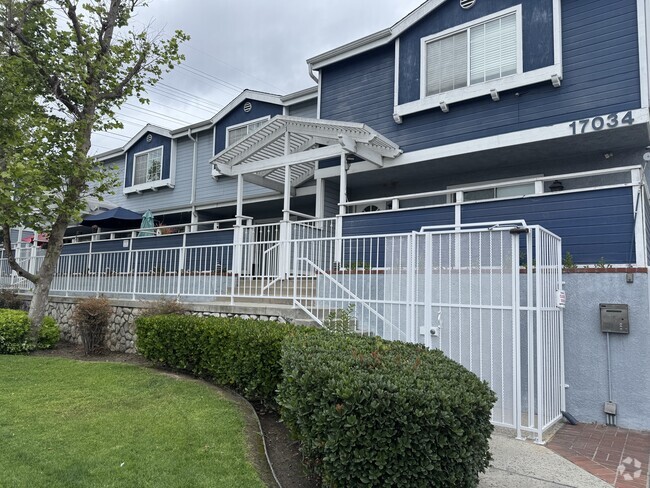 Building Photo - 17042 Downey Ave