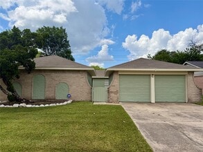 Building Photo - 13330 Cologne Dr