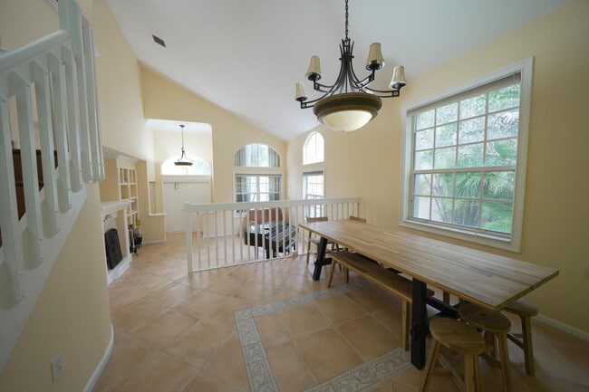 Foto del edificio - 1395 NW 155th Ln