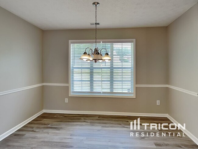 Building Photo - 220 Bermuda Run Drive Covington GA