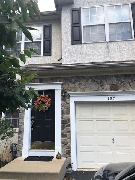 Foto del edificio - 187 Mountain View Dr