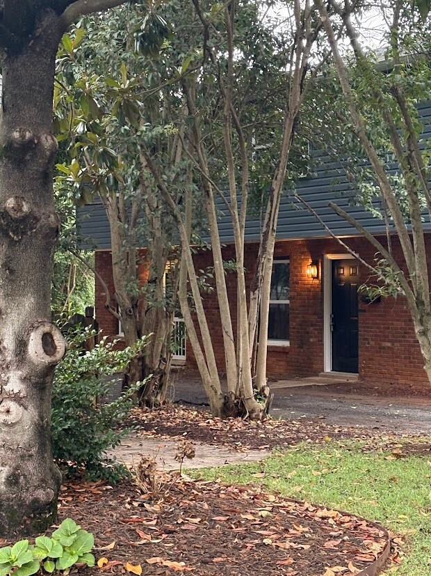 Foto principal - 212 S Turner Ave
