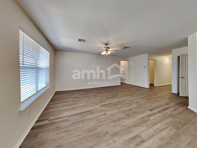 Building Photo - 4906 Braden Gate