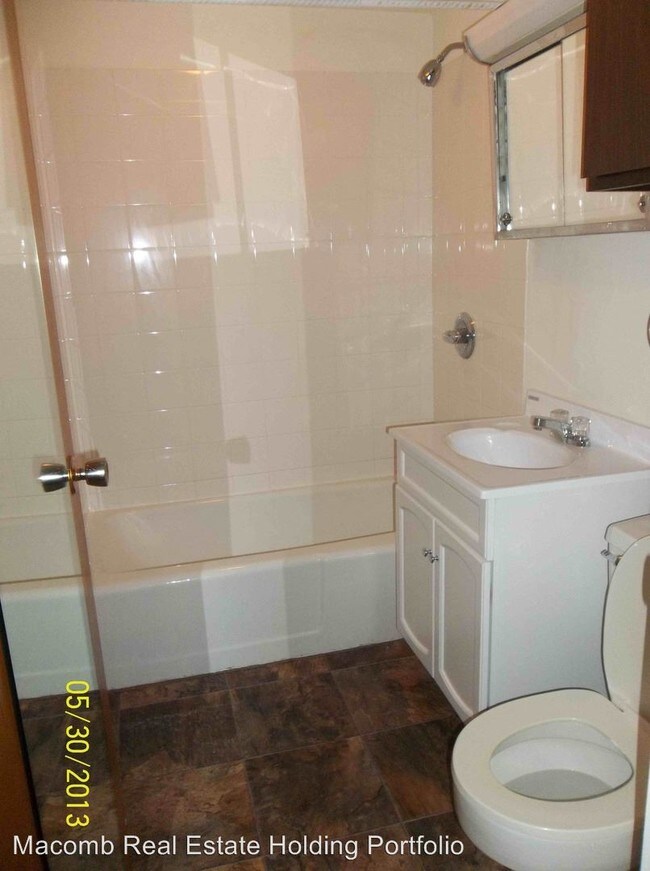 Building Photo - 369 Eggers Dr