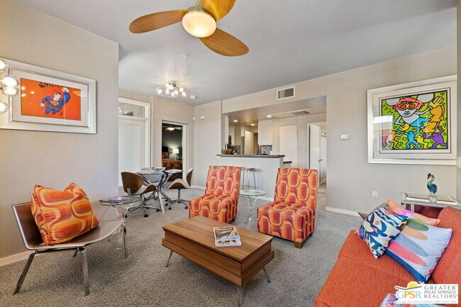 Foto del edificio - 930 E Palm Canyon Dr