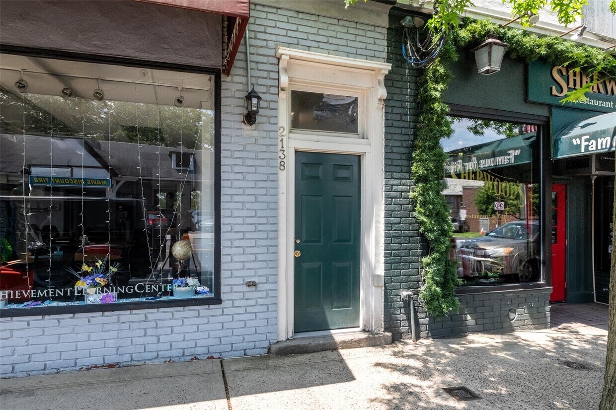 Foto principal - 2138 Boston Post Rd