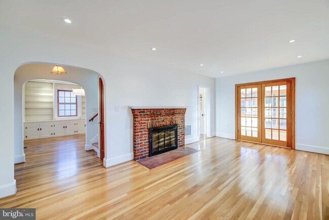 Foto del edificio - 4010 18th Rd N