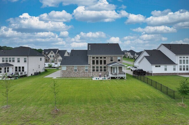 Foto del edificio - **EXECUTIVE 2022-BUILT HOME IN WILLIAMSON ...